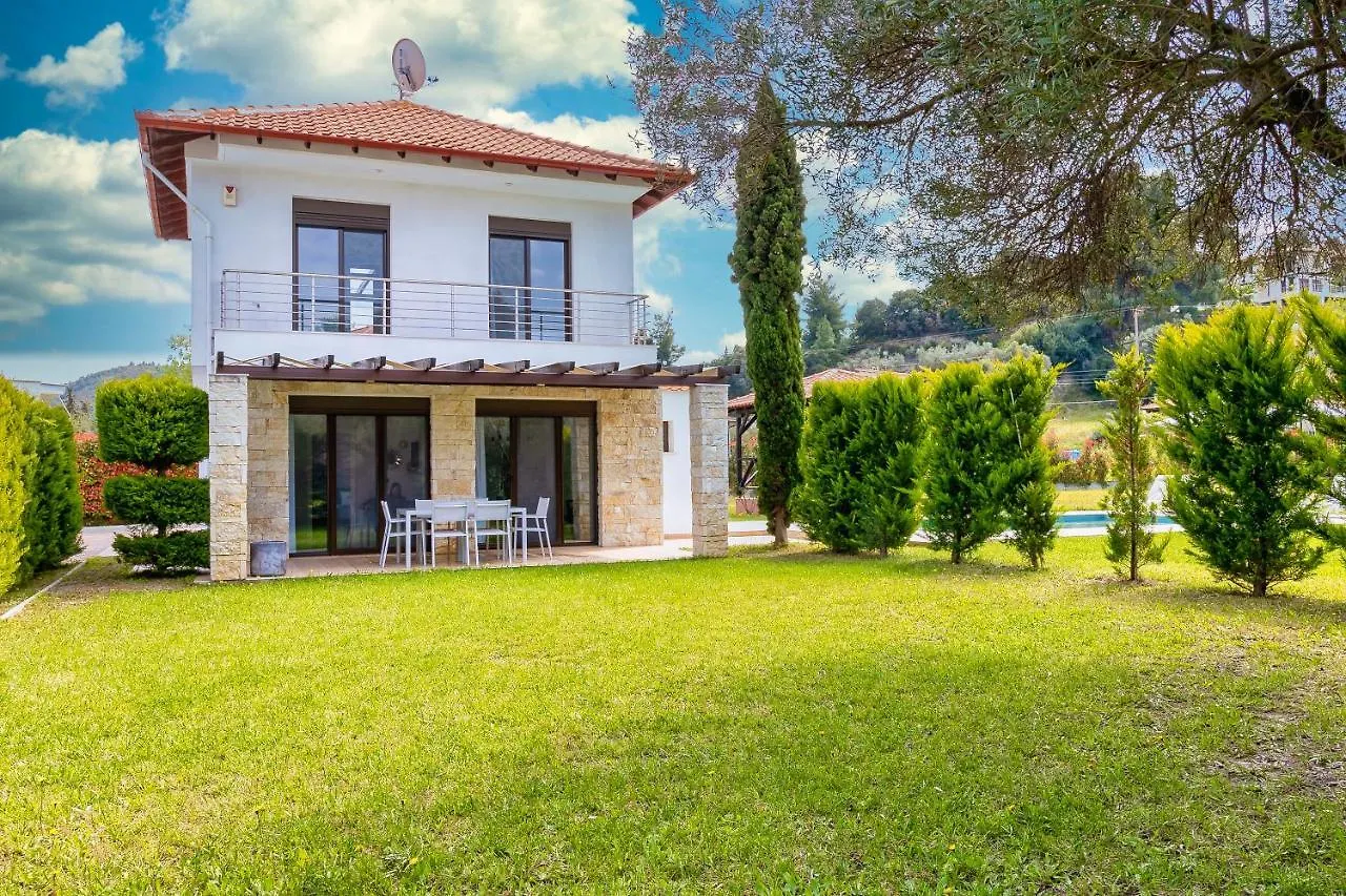 Friday Mood By Diomedes Group Villa Pefkochori